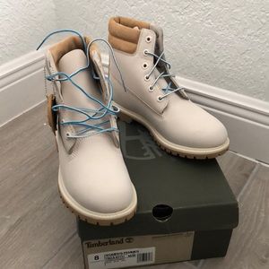 Milk Timberland Boots